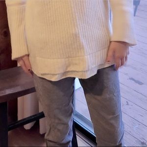 Gap embossed denim 28r/6